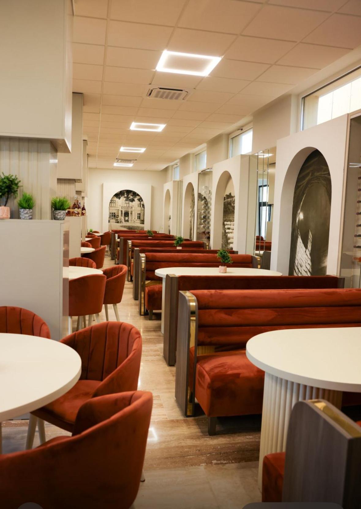 Mimi Hotel Corabia Eksteriør billede