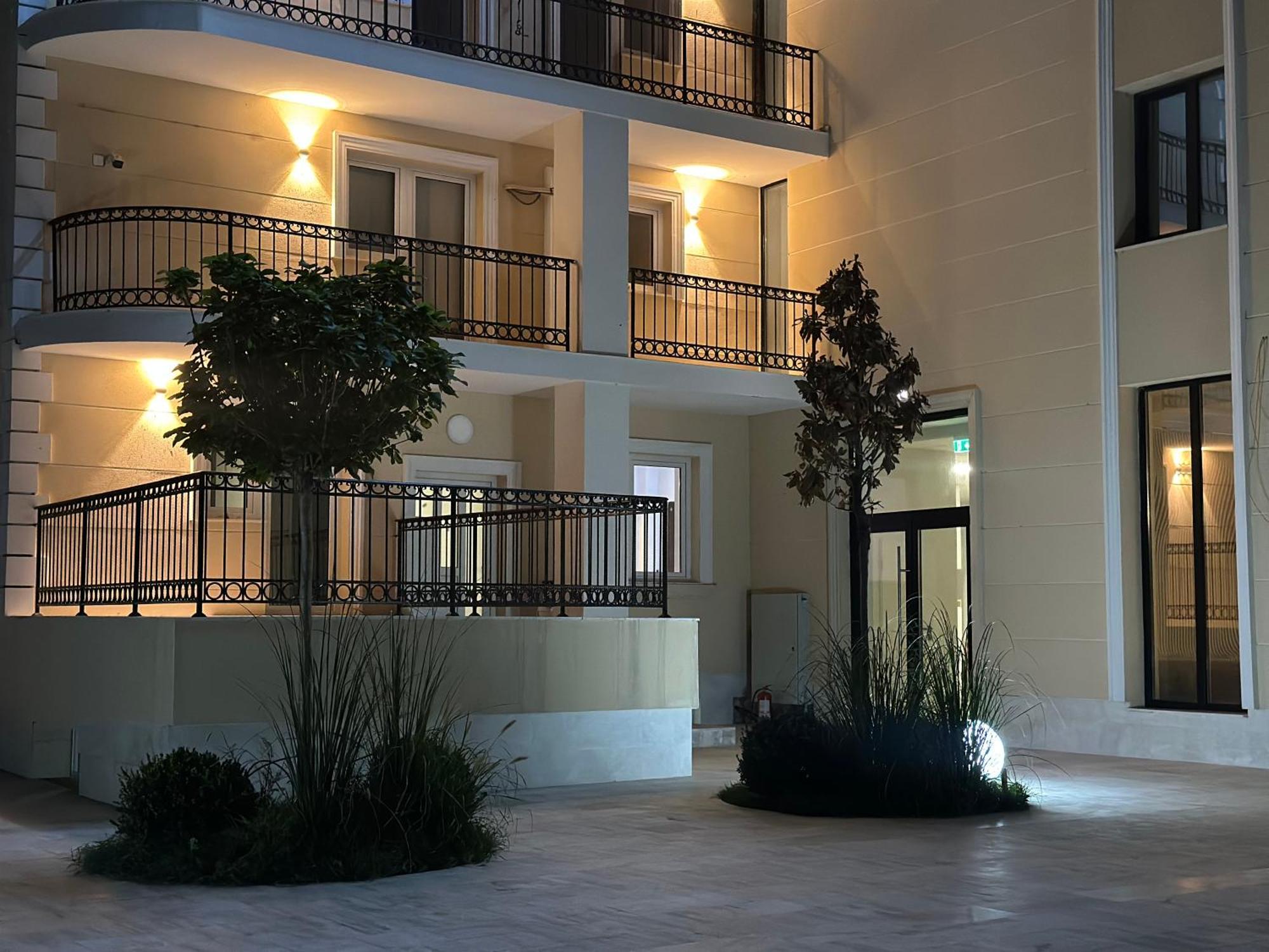 Mimi Hotel Corabia Eksteriør billede